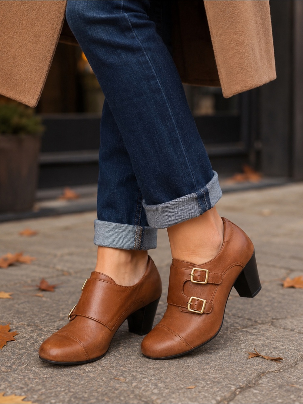 CLARKS Women’s Cognac Leather Monk Strap Buckle Toe Cap Heels Booties 9